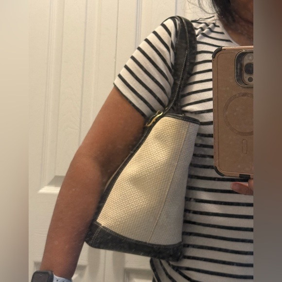 Coach Natural Straw and Patent Leather Bucket Tote 8908 - Picture 14 of 15